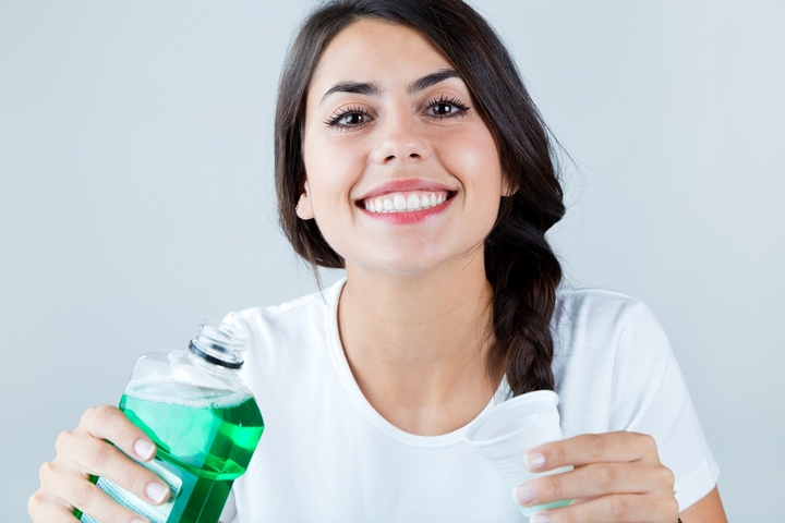 6 Best Teeth Whitening Products You Should Use